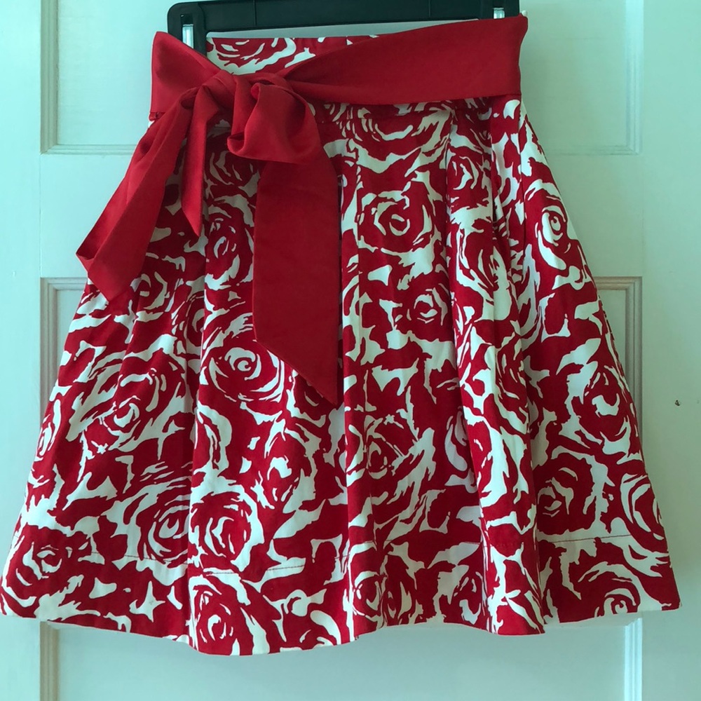 Adorable red floral skirt!